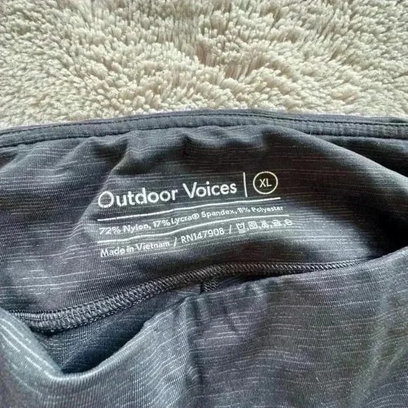 Outdoor Voices Crop Leggings size XL - Picture 3 of 3